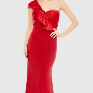 Mac Duggal Red Bow Dress size 4
